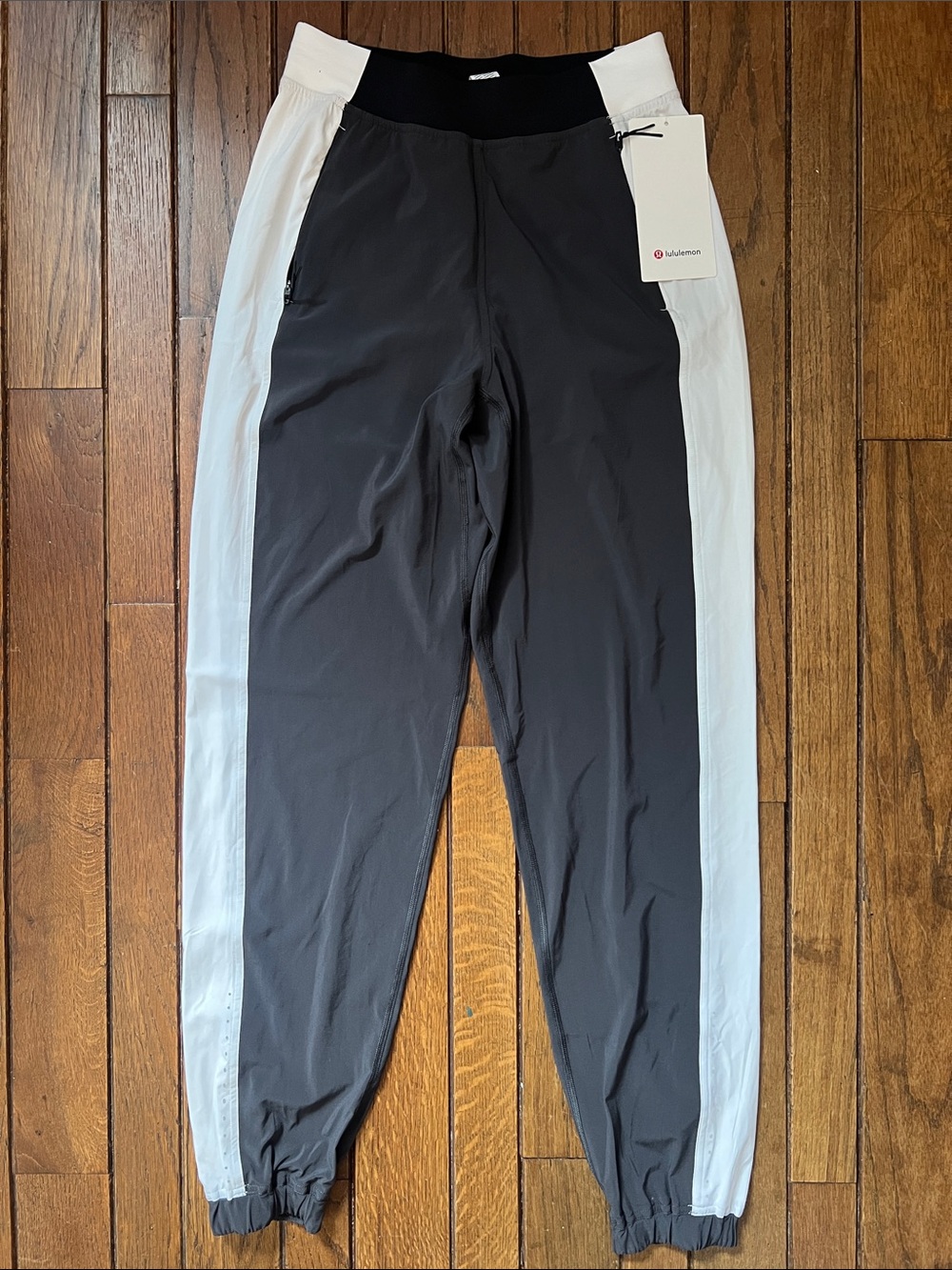 Lululemon Black w/ White Stripe Adapted State Joggers Size 4 New With Tags NWT
